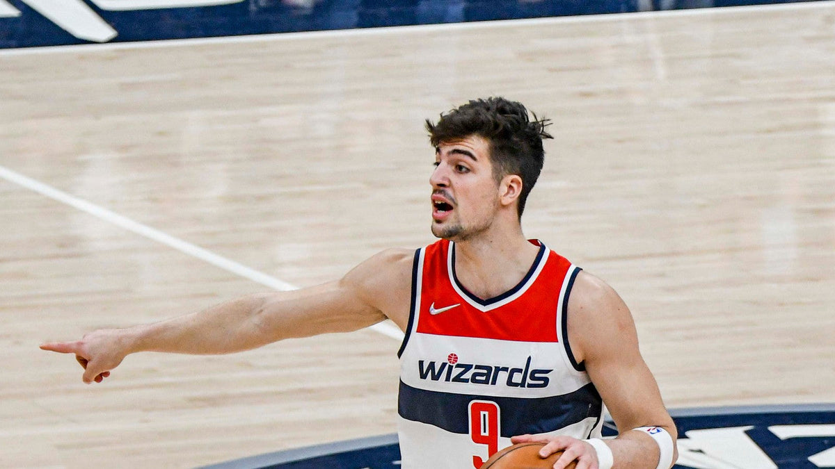 Deni Avdija marque 23 points contre les Lakers, Portland reste invaincu