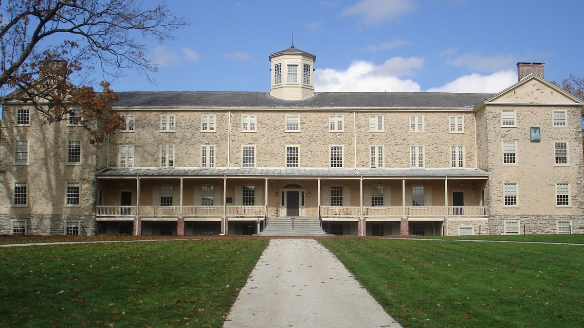 États-Unis : un professeur de Haverford inculpé pour cyberharcèlement antisémite présumé