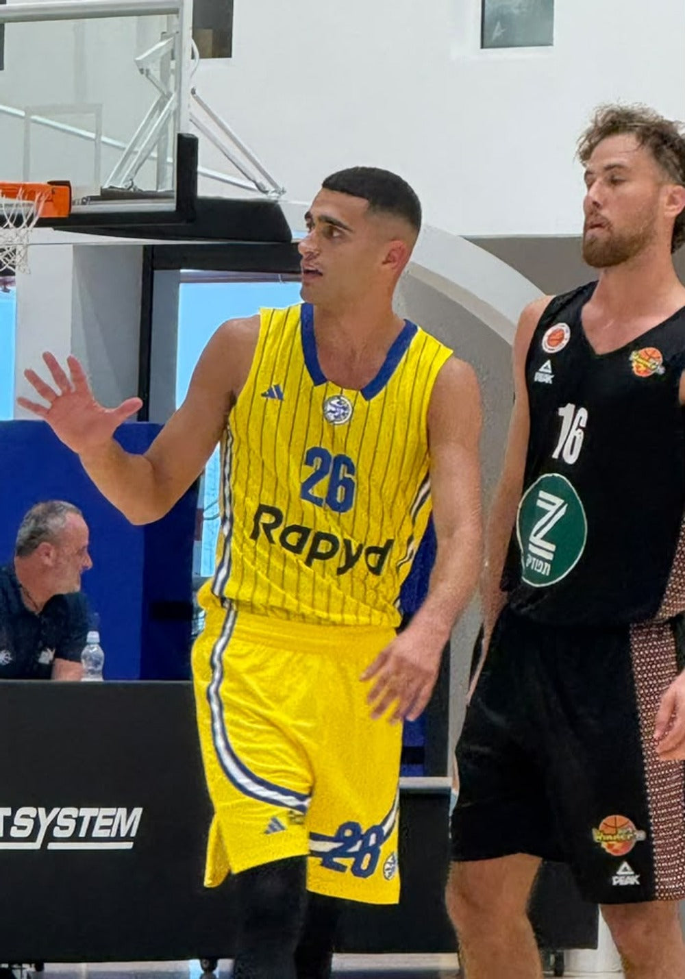 EuroLeague : malgré les 22 points de Yam Madar, le Maccabi battu 90–87 à Barcelone