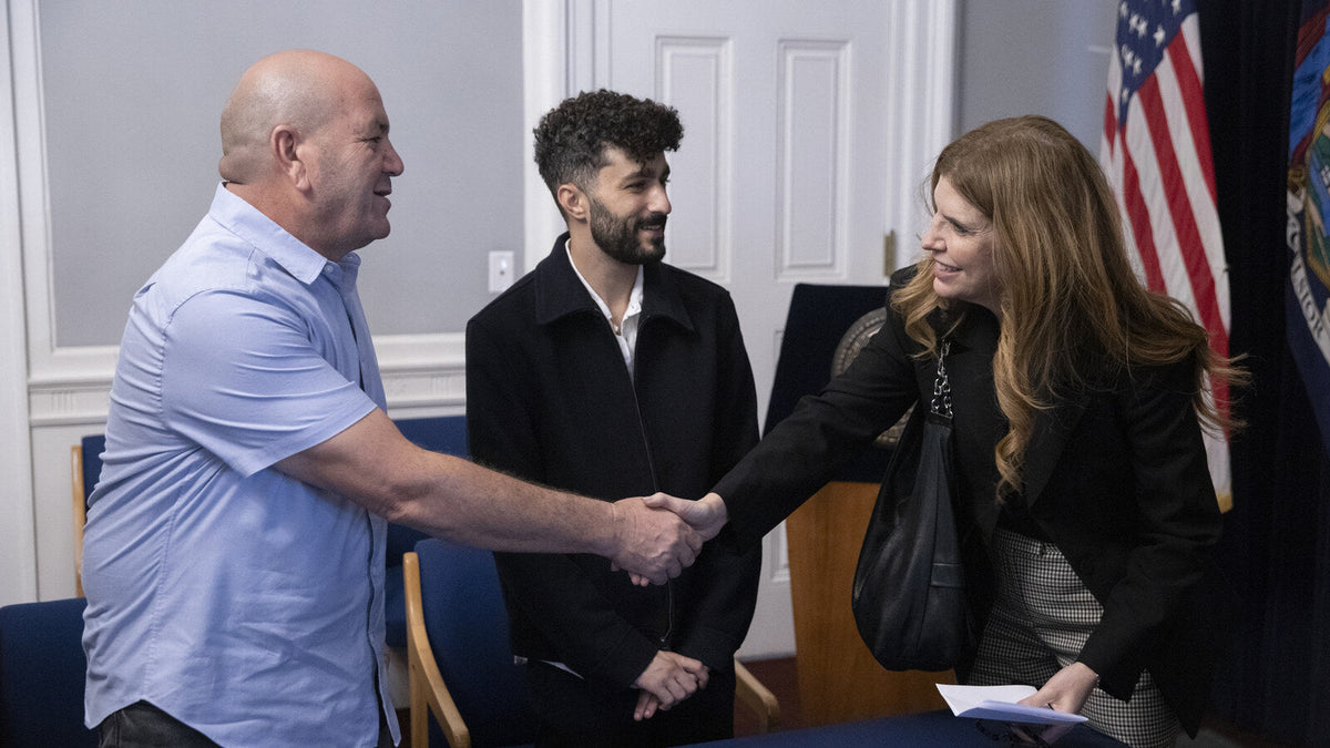 Yunis Alkarnawi et Shalev Biton : 32 vies protégées, un récit transmis à New York